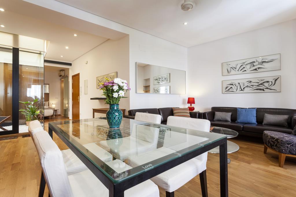Artist'S Charming Design - Space Maison Apartments Sevilla Buitenkant foto